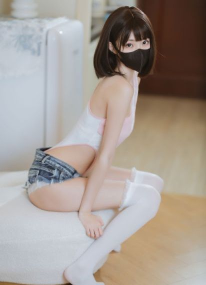 小小的日本在线观看_720高清在线