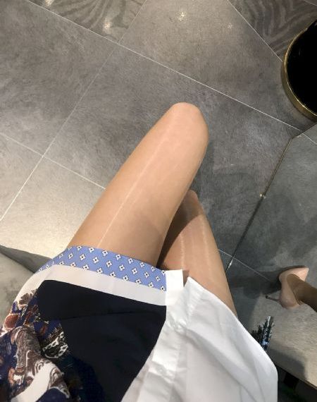 韩国伦理电影朋友的妈妈_1080免费高清观看