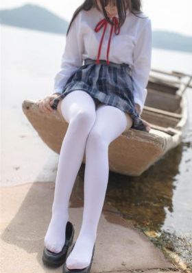 屈服在同学胯下的麻麻_BD英语电视剧在线观看